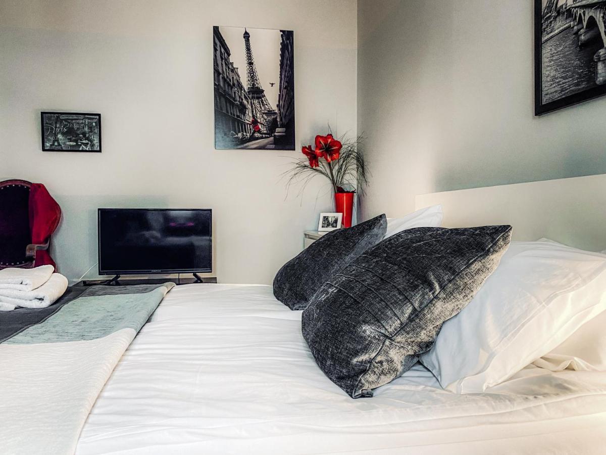 Apartment Next To Wawel Castle, Vistula River & Old Town Cracow Краків Екстер'єр фото